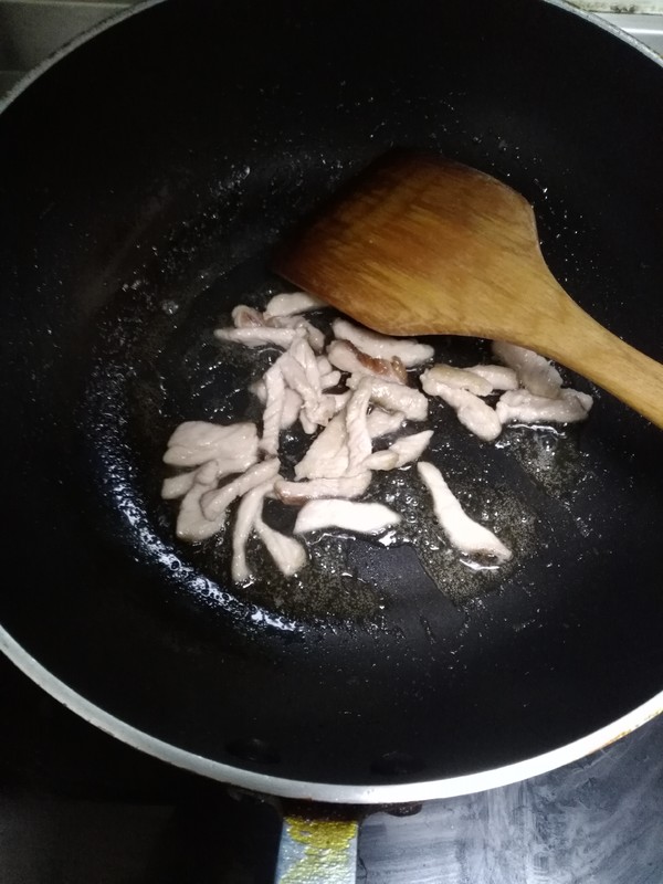 榨菜肉絲面的做法-家常味炒菜譜