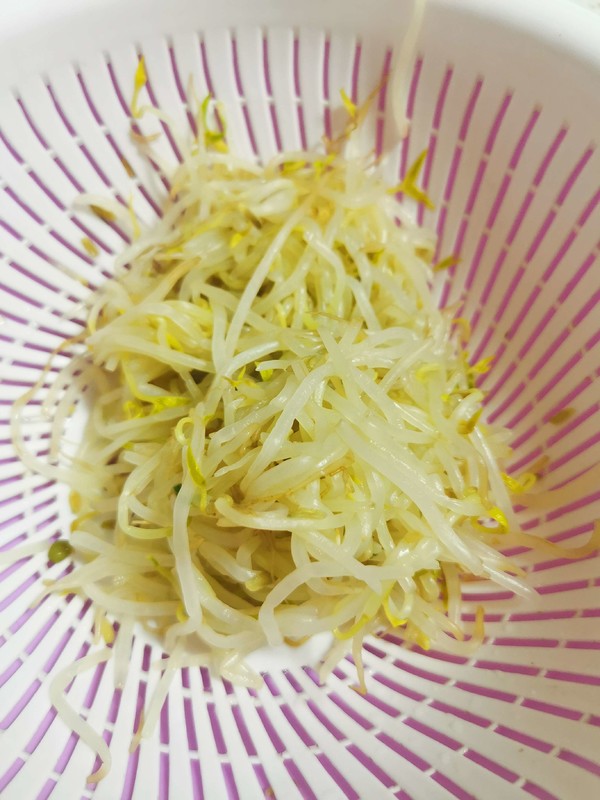 粉絲拌雜菜的做法-咸鮮味拌菜譜-易網<a href=http://www.jsjjzhkt.cn/ target=_blank class=infotextkey>健康養(yǎng)生</a>網 粉絲拌雜菜的做法-咸鮮味拌菜譜