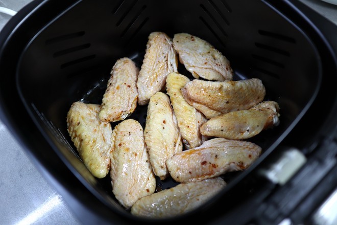 泰式香辣烤雞翅的做法-香辣味烤菜譜-易網(wǎng)健康養(yǎng)生網(wǎng) 泰式香辣烤雞翅的做法-香辣味烤菜譜