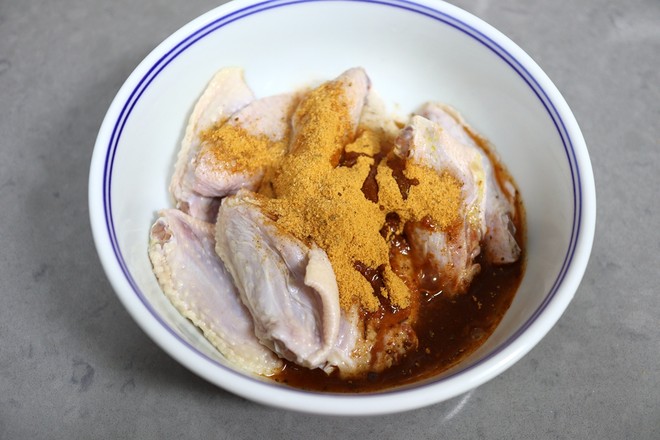 泰式香辣烤雞翅的做法-香辣味烤菜譜-易網(wǎng)健康養(yǎng)生網(wǎng) 泰式香辣烤雞翅的做法-香辣味烤菜譜