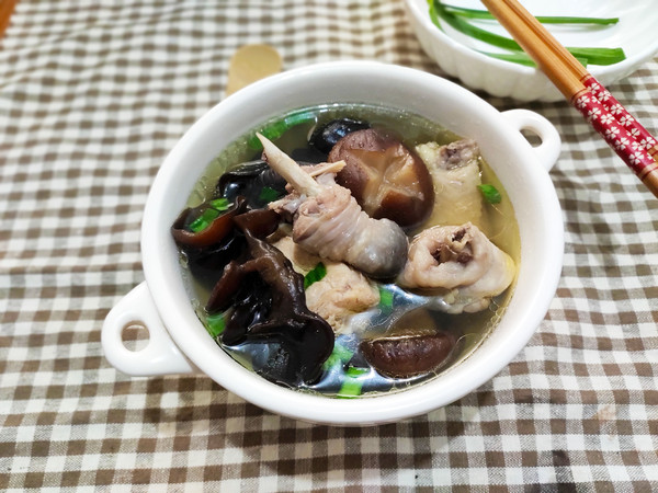 香菇木耳蒸雞的做法-咸鮮味蒸菜譜-易網(wǎng)健康養(yǎng)生網(wǎng) 香菇木耳蒸雞的做法-咸鮮味蒸菜譜