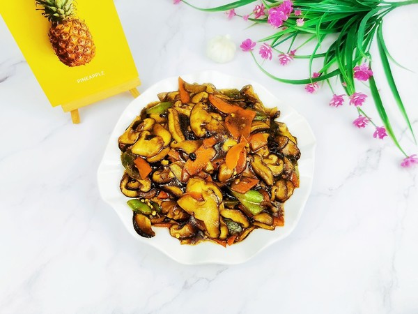 素炒香菇的做法-咸鮮味炒菜譜-易網健康養生網 素炒香菇的做法-咸鮮味炒菜譜