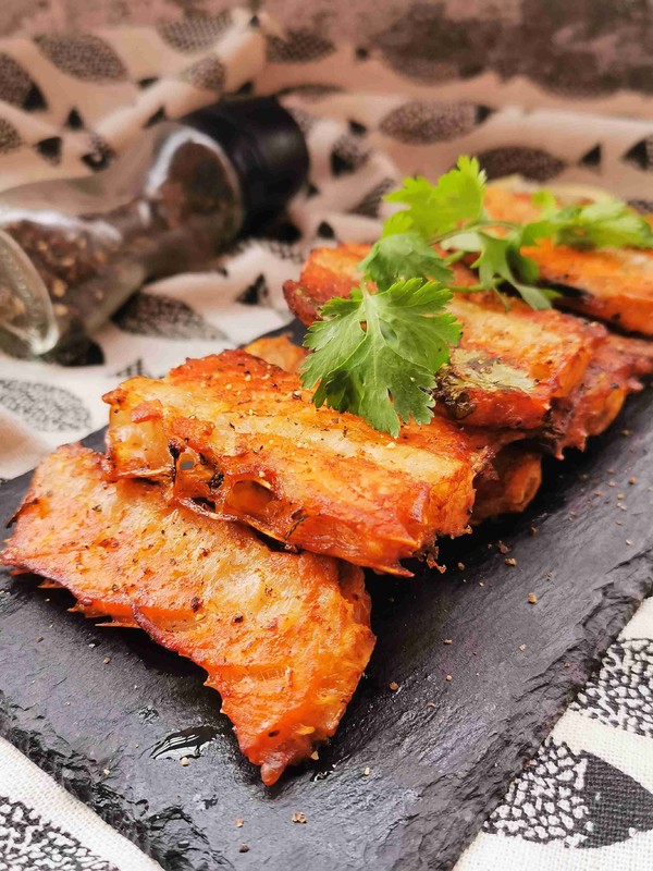 炸三文魚排的做法-咸鮮味炸菜譜-易網(wǎng)健康養(yǎng)生網(wǎng) 炸三文魚排的做法-咸鮮味炸菜譜