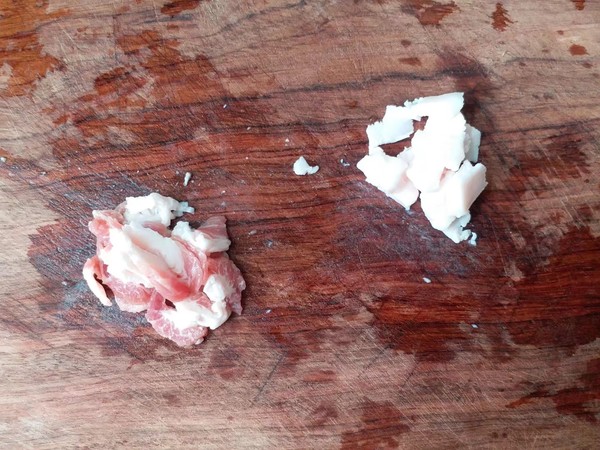 毛豆木耳炒肉片的做法-咸鮮味炒菜譜-易網健康養生網 毛豆木耳炒肉片的做法-咸鮮味炒菜譜