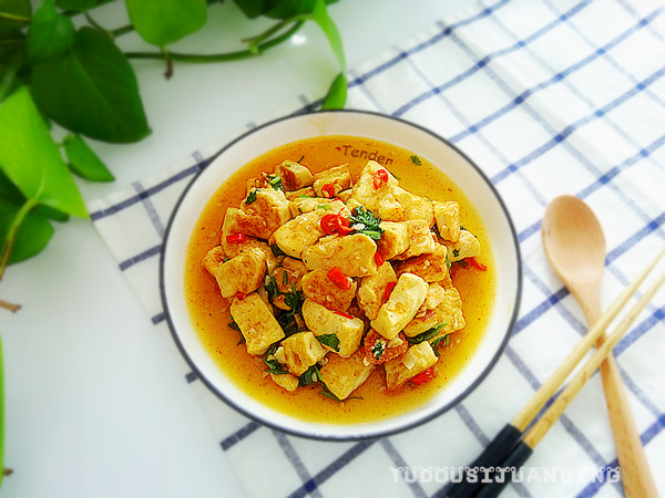 蒜香豆腐的做法-香辣味燉菜譜-易網健康養生網 蒜香豆腐的做法-香辣味燉菜譜