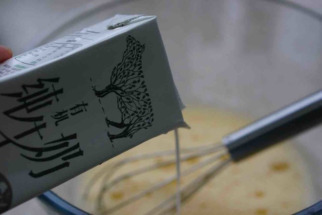 雙味牛奶蛋糕的做法-甜味烘焙菜譜-易網健康養生網 雙味牛奶蛋糕的做法-甜味烘焙菜譜