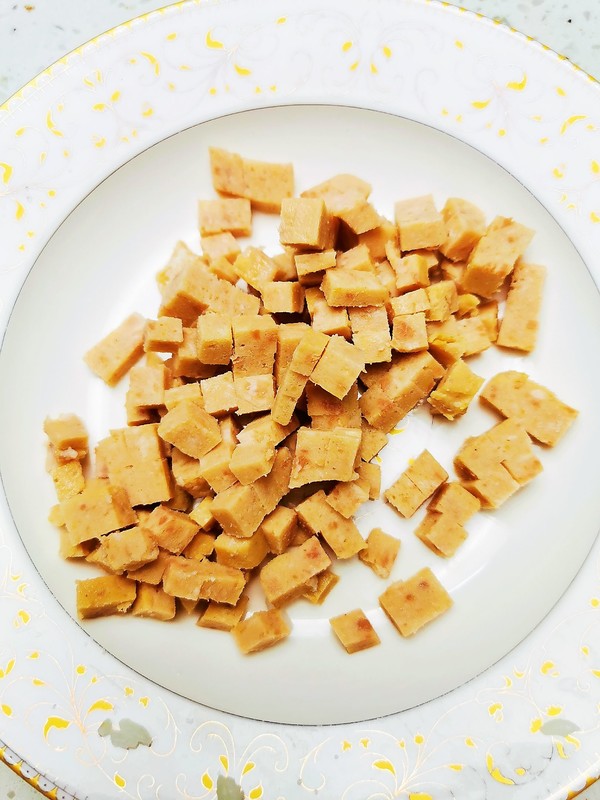 火腿炒飯的做法-咸鮮味炒菜譜