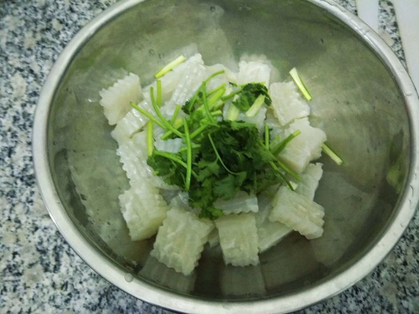 麻辣皮凍的做法-麻辣味拌菜譜