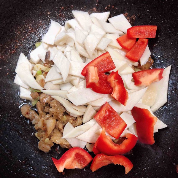 五花肉杏鮑菇（10分鐘快手菜）的做法-咸鮮味炒菜譜