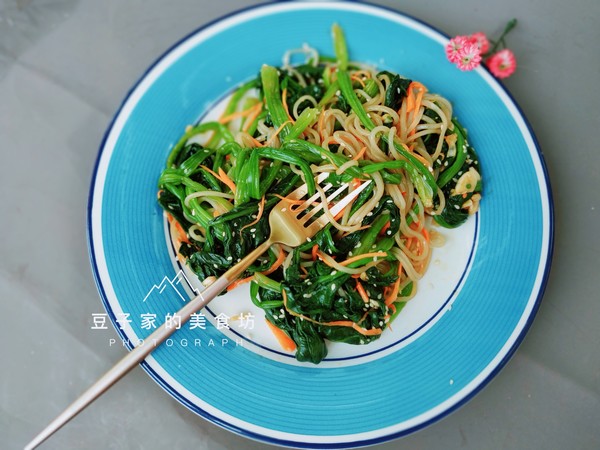 無油酸爽菠菜粉絲的做法-酸辣味拌菜譜-易網(wǎng)健康養(yǎng)生網(wǎng) 無油酸爽菠菜粉絲的做法-酸辣味拌菜譜