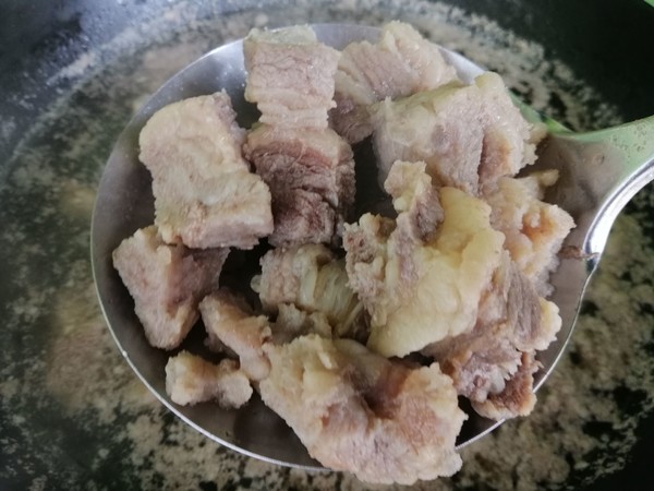 西紅柿燉牛腩的做法-咸鮮味燉菜譜-易網健康養生網 西紅柿燉牛腩的做法-咸鮮味燉菜譜