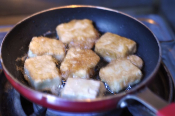 鍋包豆腐的做法-家常味炒菜譜-易網(wǎng)健康養(yǎng)生網(wǎng) 鍋包豆腐的做法-家常味炒菜譜