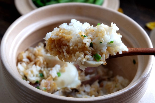 芋頭臘腸煲仔飯+白灼菜心的做法-家常味煲菜譜-易網健康養生網 芋頭臘腸煲仔飯+白灼菜心的做法-家常味煲菜譜