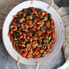 家庭版宮保雞丁的做法-家常味炒菜譜