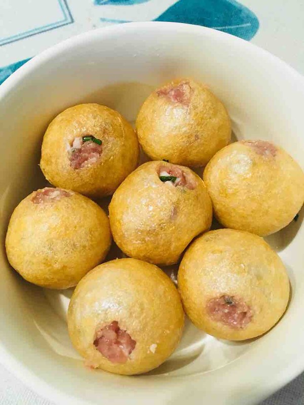 紅燒油面筋塞肉的做法-家常味燒菜譜-易網(wǎng)健康養(yǎng)生網(wǎng) 紅燒油面筋塞肉的做法-家常味燒菜譜