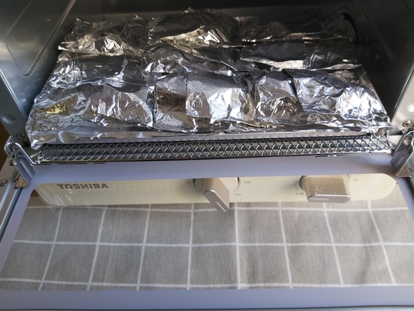 錫紙烤翅的做法-家常味烤菜譜