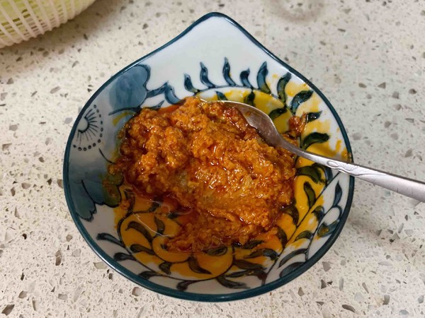 油腐乳包菜炒肉的做法-香辣味炒菜譜-易網(wǎng)健康養(yǎng)生網(wǎng) 油腐乳包菜炒肉的做法-香辣味炒菜譜