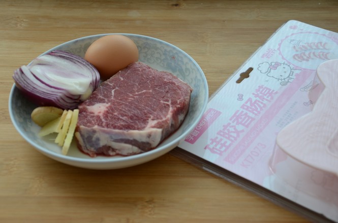 黑椒牛肉香腸的做法-黑椒味蒸菜譜-易網<a href=http://www.jsjjzhkt.cn/ target=_blank class=infotextkey>健康養生</a>網 黑椒牛肉香腸的做法-黑椒味蒸菜譜