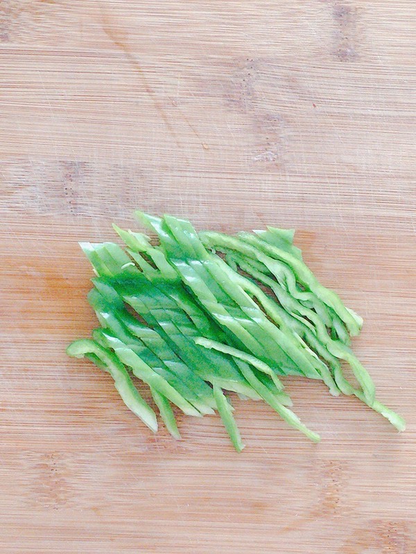 青椒炒牛肉的做法-家常味炒菜譜-易網<a href=http://www.jsjjzhkt.cn/ target=_blank class=infotextkey>健康養生</a>網 青椒炒牛肉的做法-家常味炒菜譜