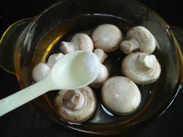 蠔油口蘑的做法-咸鮮味炒菜譜-易網健康養生網 蠔油口蘑的做法-咸鮮味炒菜譜