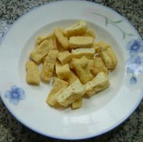 黑木耳洋蔥炒小油方的做法-家常味炒菜譜