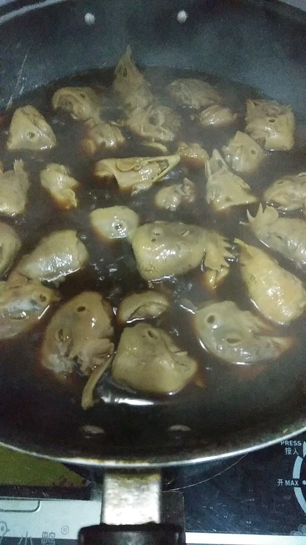 燉雞頭的做法-家常味燉菜譜-易網健康養生網 燉雞頭的做法-家常味燉菜譜