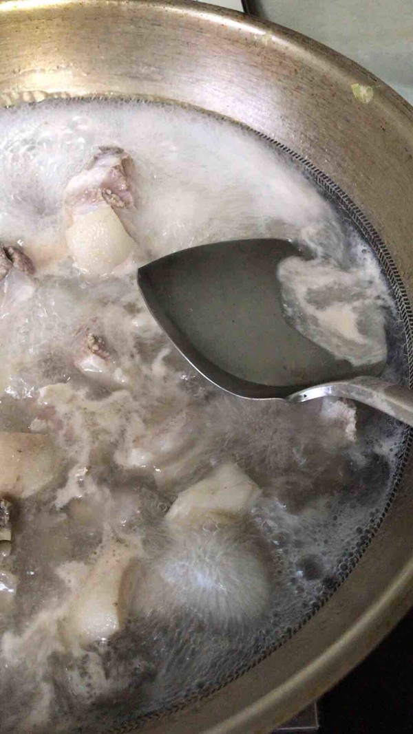 紅燒羊肉的做法-家常味燉菜譜-易網健康養生網 紅燒羊肉的做法-家常味燉菜譜