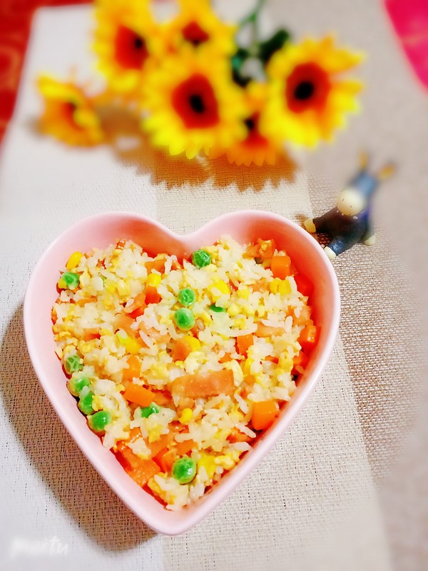 培根蛋炒飯的做法-家常味炒菜譜-易網健康養生網 培根蛋炒飯的做法-家常味炒菜譜