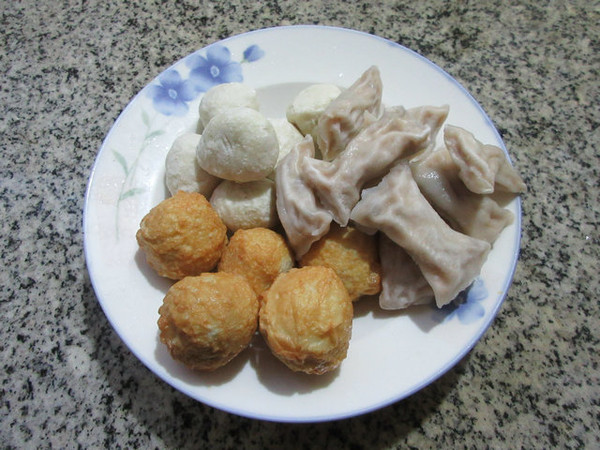 什錦冒菜的做法-香辣味煮菜譜-易網健康養生網 什錦冒菜的做法-香辣味煮菜譜