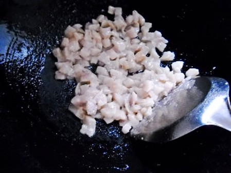 玉米魚(yú)丁的做法-家常味炒菜譜-易網(wǎng)健康養(yǎng)生網(wǎng) 玉米魚(yú)丁的做法-家常味炒菜譜