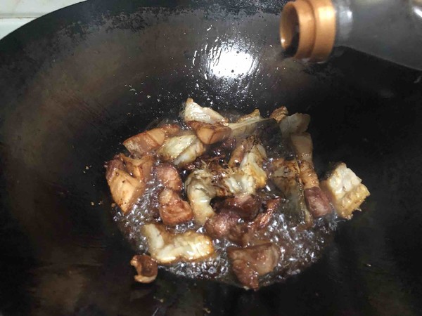 咸魚燒肉的做法-咸鮮味燒菜譜-易網健康養生網 咸魚燒肉的做法-咸鮮味燒菜譜