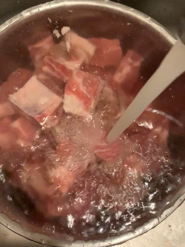 糖醋排骨的做法-酸甜味醬菜譜-易網<a href=http://www.jsjjzhkt.cn/ target=_blank class=infotextkey>健康養生</a>網 糖醋排骨的做法-酸甜味醬菜譜