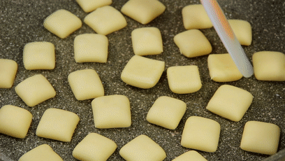 橙香小饅頭  寶寶輔食食譜的做法-家常味烙菜譜