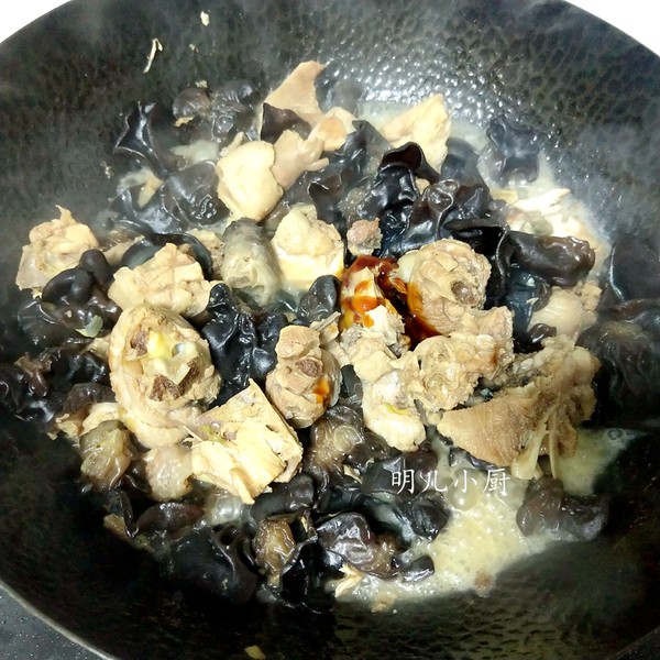 家常炒雞的做法-家常味炒菜譜-易網健康養生網 家常炒雞的做法-家常味炒菜譜