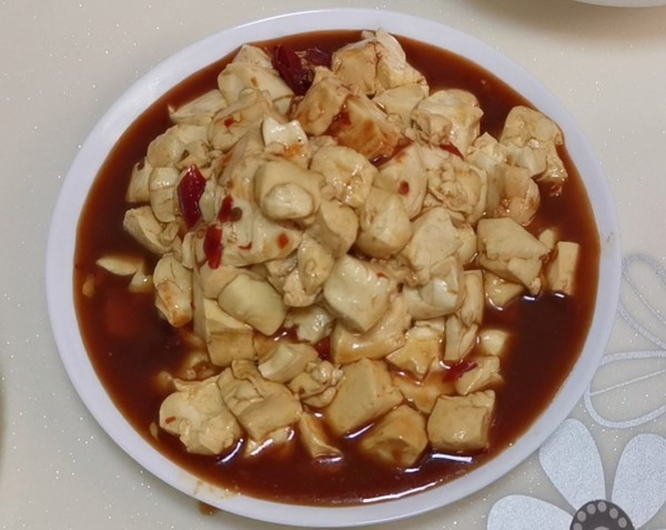 涼拌豆腐的做法-香辣味煮菜譜