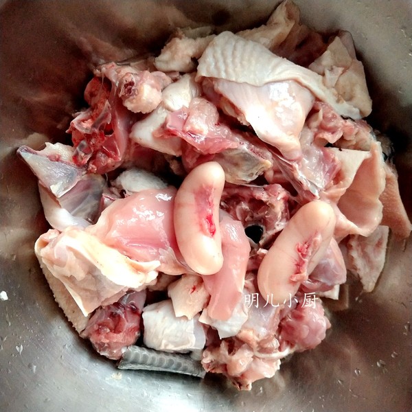 家常炒雞的做法-家常味炒菜譜-易網<a href=http://www.jsjjzhkt.cn/ target=_blank class=infotextkey>健康養生</a>網 家常炒雞的做法-家常味炒菜譜