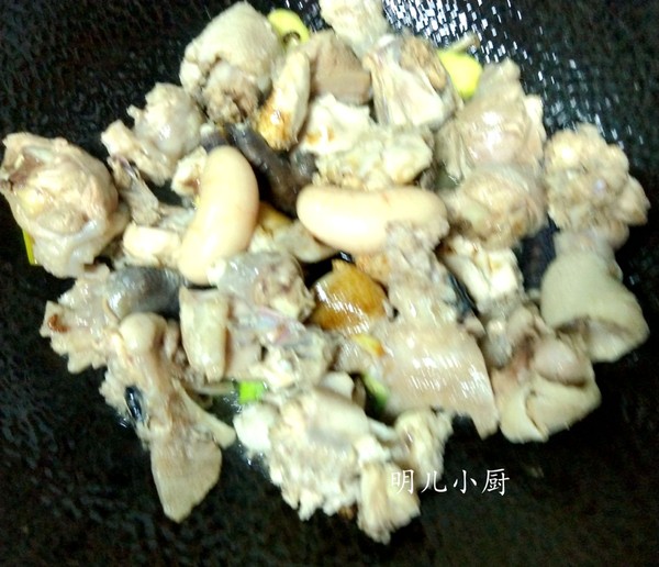 家常炒雞的做法-家常味炒菜譜-易網健康養生網 家常炒雞的做法-家常味炒菜譜