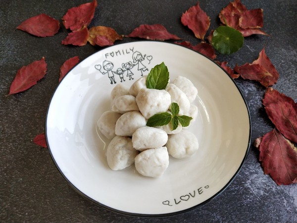 手打魚丸的做法-咸鮮味汆菜譜-易網健康養生網 手打魚丸的做法-咸鮮味汆菜譜