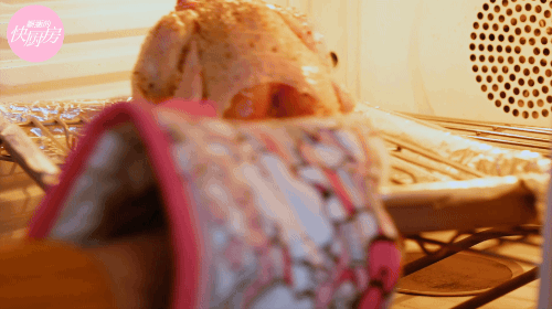 圣誕脆皮烤雞的做法-咸鮮味烤菜譜