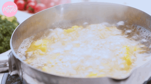 圣誕脆皮烤雞的做法-咸鮮味烤菜譜