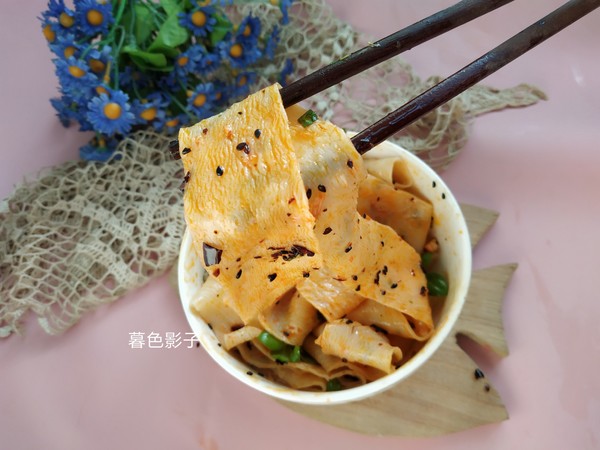 香辣紅油面皮的做法-香辣味煮菜譜-易網健康養生網 香辣紅油面皮的做法-香辣味煮菜譜