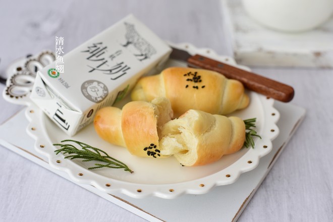 鹽面包的做法-其它口味烤菜譜-易網健康養生網 鹽面包的做法-其它口味烤菜譜