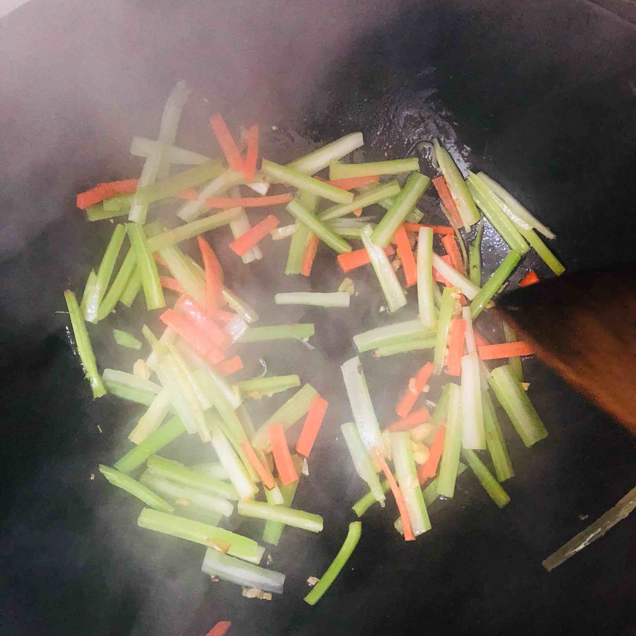 時蔬炒牛肉的做法-醬香味炒菜譜-易網健康養生網 時蔬炒牛肉的做法-醬香味炒菜譜