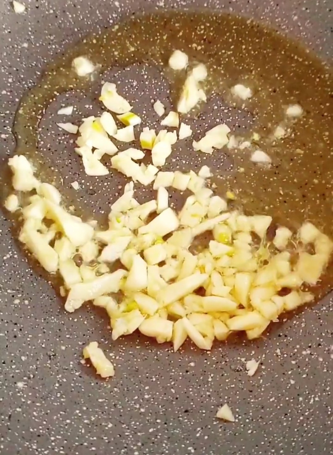 紅燒口蘑的做法-家常味燒菜譜-易網健康養生網 紅燒口蘑的做法-家常味燒菜譜