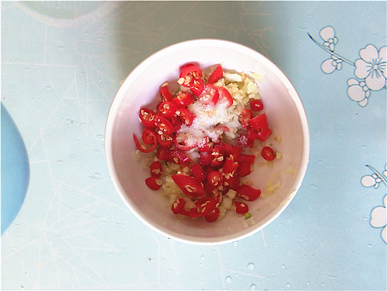 涼拌魔芋結的做法-酸辣味拌菜譜