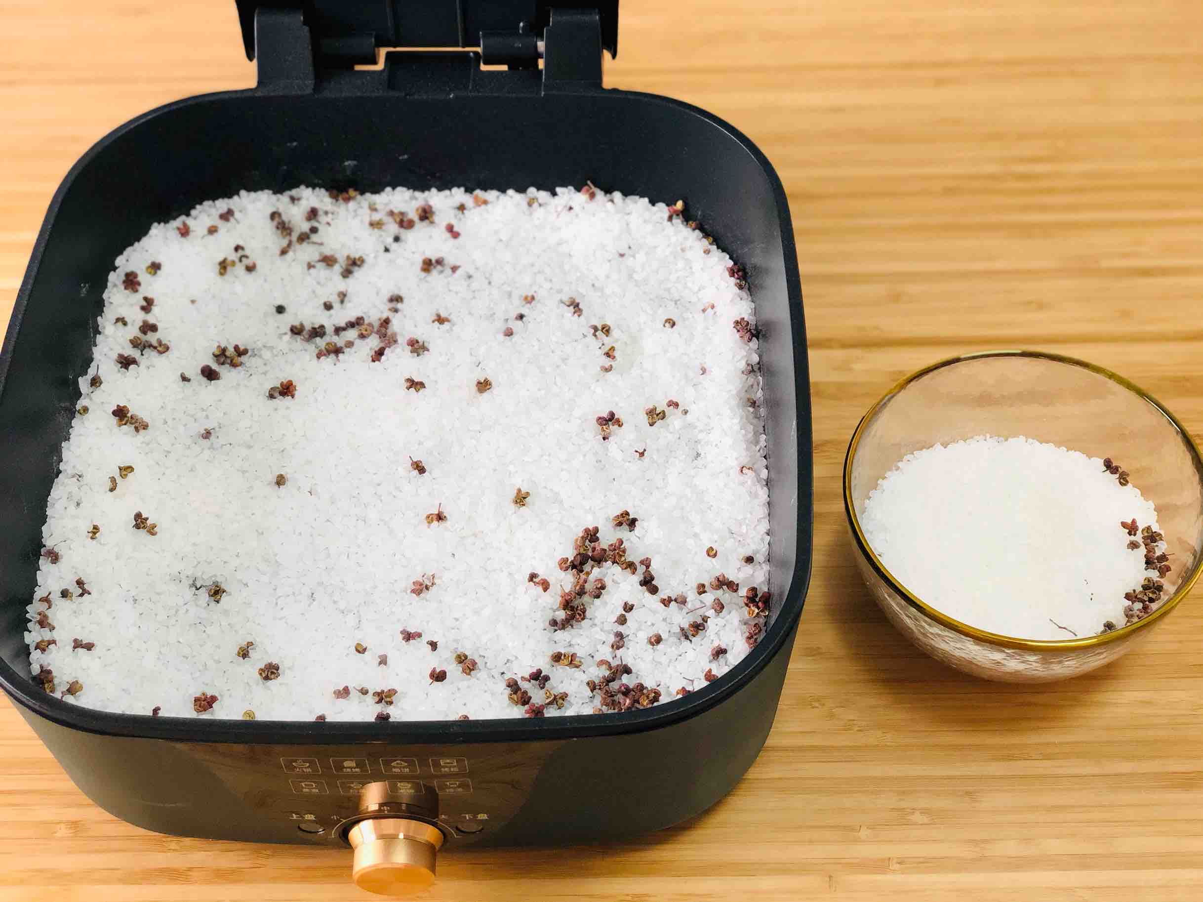 鹽焗大蝦的做法-咸鮮味焗菜譜-易網健康養生網 鹽焗大蝦的做法-咸鮮味焗菜譜