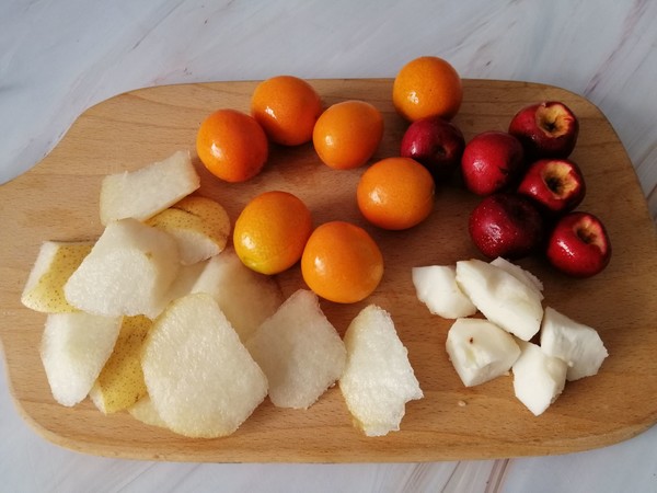 金桔雪梨水的做法-甜味煲菜譜-易網(wǎng)健康養(yǎng)生網(wǎng) 金桔雪梨水的做法-甜味煲菜譜