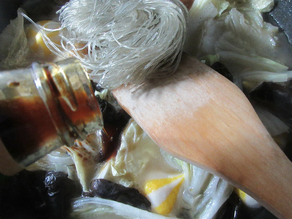 家常一鍋亂燉的做法-家常味燉菜譜-易網健康養生網 家常一鍋亂燉的做法-家常味燉菜譜