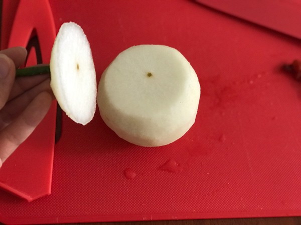 冰糖蒸雪梨的做法-甜味蒸菜譜-易網健康養生網 冰糖蒸雪梨的做法-甜味蒸菜譜