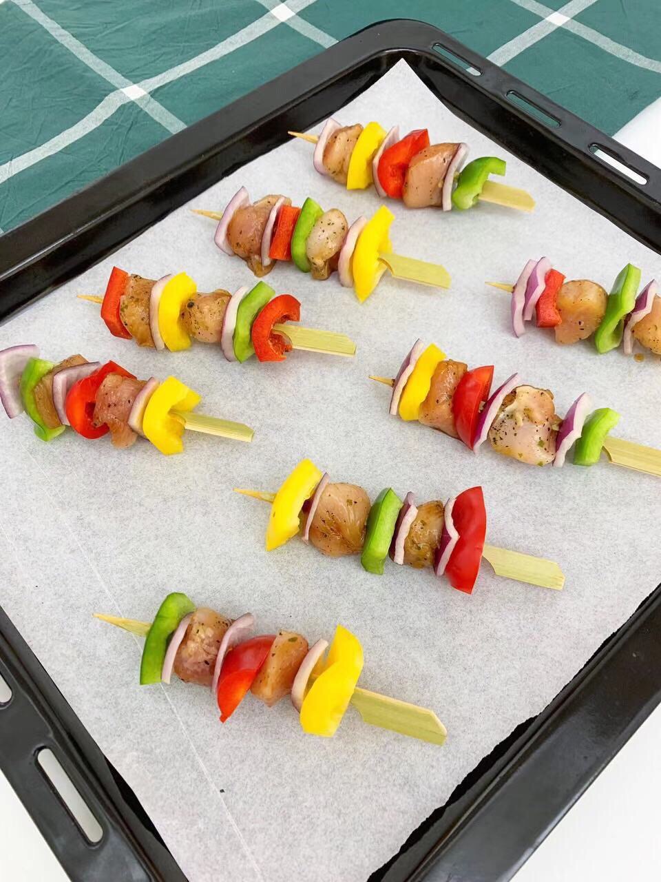 寶寶輔食 圣誕彩椒雞肉串的做法-家常味烤菜譜-易網健康養生網 寶寶輔食 圣誕彩椒雞肉串的做法-家常味烤菜譜